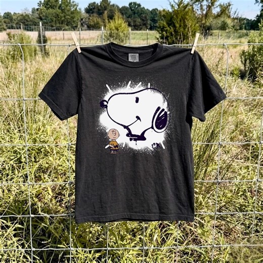 Peanuts T-shirt - Snoopy & Charlie Brown Graffiti Design Tee - Vintage Wash Cotton Shirt - Minimalist Line Art With Paint Splatter - Unique - Etsy