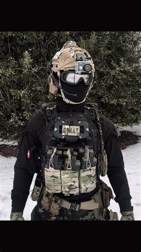 now one with headgear #tactical #airsoft #airsoftclips #xyzbca #fy
