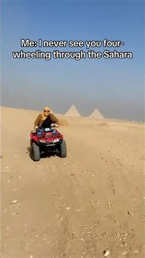 Four-wheeling through the Sahara Desert