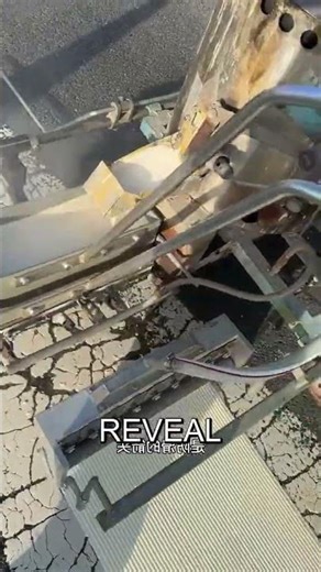 🤯 The Secret Tech in EVERY Road Arrow!