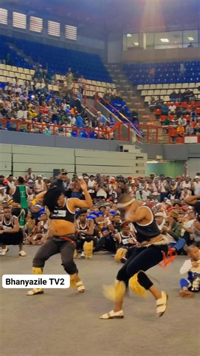 Awubheke Ezomdolofiya (Ubuciko Bengoma) #ngimilemkhanyakude | Mntebhanyazile Mbatha