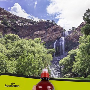 Spring has sprung! Celebrate the sunny days with us and you could WIN a Manhattan hamper! In the comments below post a photo of you with your favourite Manhattan flavour in your favourite Spring spot to stand a chance to win! #RooiMoment Ts and Cs: https://www.clover.co.za/competitions/manhattan-spring-competition/ | Manhattan Ice Tea