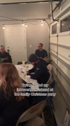 I havent seen him in an hour and a half. 😂 #christmas #introvert #introvertsbelike #fyp