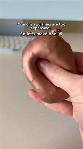How to make a crunchy squishy! 🤩