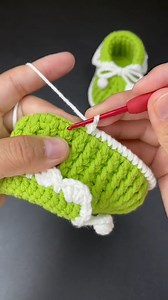 Lovely crochet booties for baby🥰😍😍 #reels #tips #crochetreelsplay #howto #crochet #fyp #knitting #knit #crochetreels #crochetdesigner | Smart Tips