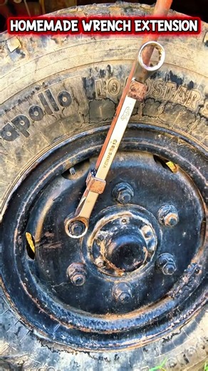 This Simple Wrench Trick Gives You More Leverage #MechanicTips #WrenchHack #AutoRepair #DIYMechanic