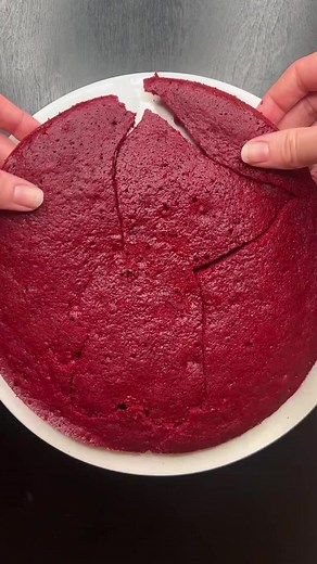 8.6K views · 163 reactions | huggy wuggy cake  #huggywuggy #poppysplaytime #cake #bakingthursdays #baking #decoration #reels | Baking Thursdays | Facebook