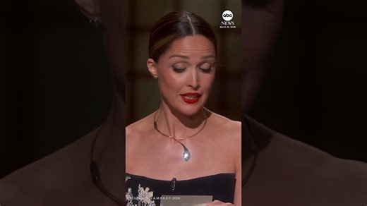 'Bridesmaids' cast reunites at 2026 Oscars - Main Stream Videos