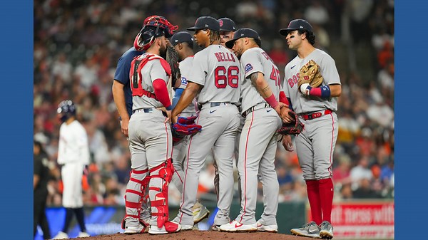 Umpire loses track of count, leading to walk instead of strikeout for Astros' Cam Smith vs. Red Sox