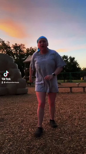 Allison Davis (@allisondavissss)’s videos with original sound - Allison Davis