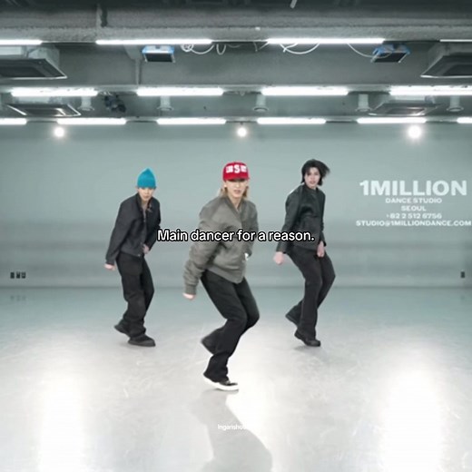 Insane Body Control: Woojin's Dance Mastery