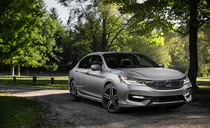 A Class Above: 2016 Honda Accord V-6 Sedan Tested