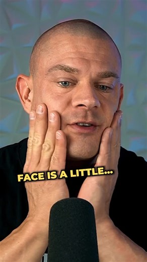 Vigorous Steve on Instagram: "Hardcore Bodybuilding Dose, While On A Bodybuilding Vacation 😅"