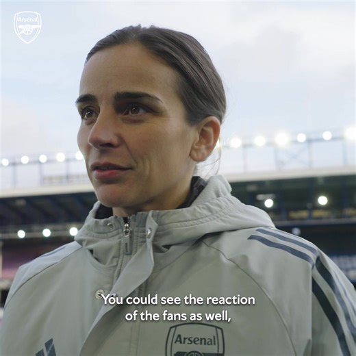 💬 "You could see the reaction of the fans as well, celebrating that she was back and seeing that connection, that was great." Renée Slegers on today's win and the return of Leah Williamson 👉 https://arsn.al/oCopeTa | Arsenal Women