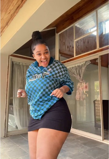 Mini Skirt Outfit Ideas for Every Occasion