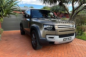 Land Rover Defender D300 SE 2022 Review - AnyAuto