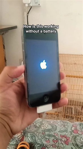 this iPhone 4 is a legend 🦾