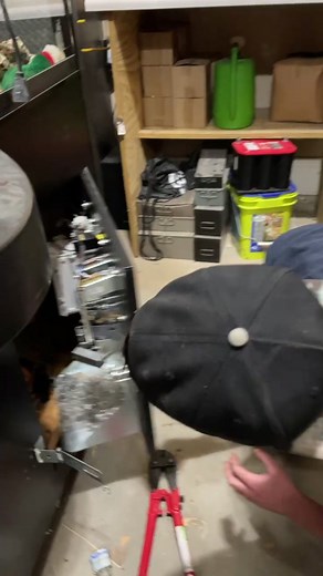 Bought a locked claw machine!! #fyp #foruoupag #foryoupage #jesus #trendy #trending #clawmachine