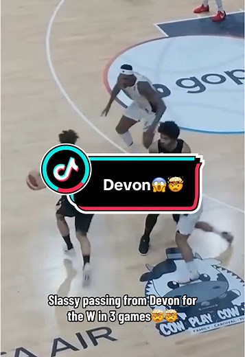 Devon’s Incredible Passing Skills in Indonesian Basketball