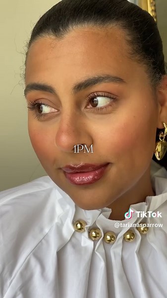 Translucent Loose Setting Powder Review by Laura Mercier