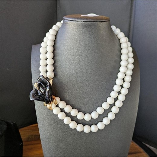 Vintage Kenneth J. Lane Double Strand White Bead Necklace Black Lily Clasp Avon 1960s - Etsy UK