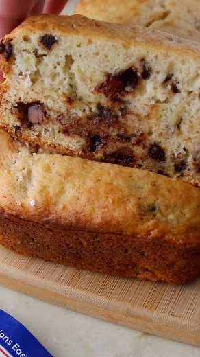 Isn’t chocolate chip banana bread the best?! 😍 It’s even better when it’s so simple!! 🙌 What you’ll need: 2 packages Martha White Chocolate Chocolate Chip Muffin Mix 1 egg ½ cup milk 1 cup mashed bananas, about 2 ½ cup chocolate chips How to make: -preheat oven to 350° F. Spray an 8X4” loaf pan with non stick cooking spray, line with parchment paper, and set aside. -combine bananas, egg, and milk in a mixing bowl well. Add both packages of Martha White Chocolate Chocolate Chip Muffin Mix, and 