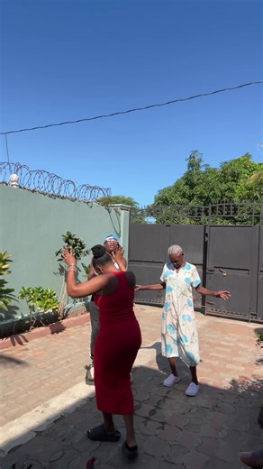 Vidéos de PAPI💥 PRESTANCE 💪BACKUP💥 (@papiprestanceback) avec original sound - krv_song