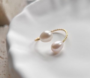 Freshwater Pearl Ring, Double Pearl Ring, Minimalist Ring, Wedding Ring, Gift for Her, Real Freshwater Pearl, Adjustable Ring - Etsy