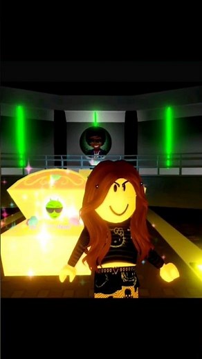 how to get ufo in Royale high