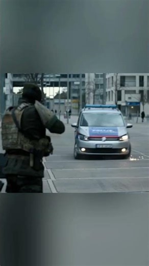 Chris Hemsworth Prison Fight Scene 🔥 | Extraction 2 Most Brutal Action #Extraction2#ChrisHemsworth