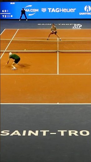 Vintage Dimi 🎞️ 🇧🇬 Can Never Get Enough Of That One-Handed Backhand