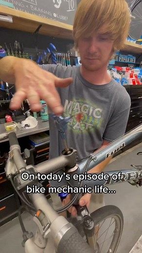 Bike Mechanic Life: How to Replace a Headset