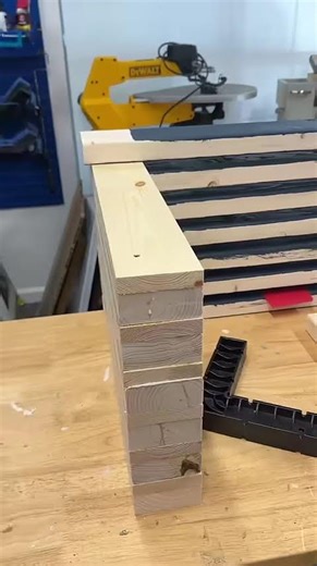 53 We made a simple 2x4 outdoor bench!