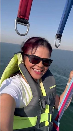 Parasailing experience in Halfmoon Bay,Khobar