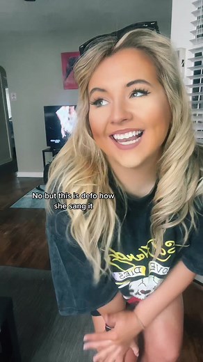 She sang it like this.. Gimme an Oscar 🏆