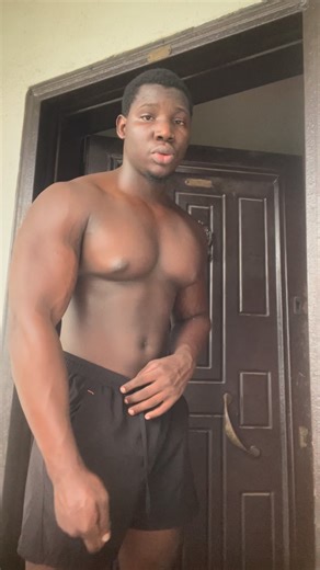 1.2K reactions · 38 comments | Machine gun!  #fit #fitness #fitnessmotivation #fitmom #fitnessmodel #fitnesslife #fitnessaddict #fitnesslifestyle #fitnessgoals #gym #gymaddict #gymmotivation #gymlifestyle #gymnastic #trending #trendingreels #model #modeling #biceps #viral | Vigorous David | Facebook