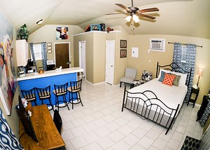 The Red & Green Door Cabins | TravelOK.com - Oklahoma's Official Travel & Tourism Site