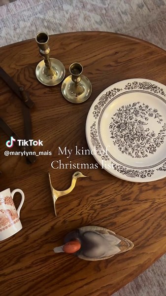 Discover Unique Antique Finds for Christmas