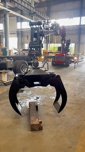 178 reactions | The crawler crane is equipped with a wooden robotic arm, and the test results. Truck cranes can also be installed. Customized addition according to customer requirements. Support export, welcome friends in need to negotiate and cooperate. WhatsApp+8618062191891 #Crane #Crawler Crane #Truck Crane #Engineering Truck #Truck #Listing Transport Truck #China Special Vehicle #Import and Export Trade #Foreign Trade Procurement | 后天 | Facebook
