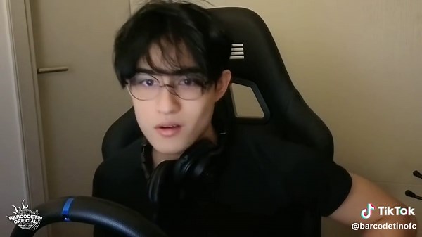 Little Things Cover by Barcode Tinnasit on TikTok Live