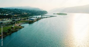 Hood River Oregon City Overview Bright Sunlight Waterfront View