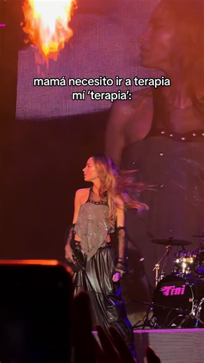 Tini concerts>>> #tini #tinistoessel #argentina #parati #tinitour #buenosairestini