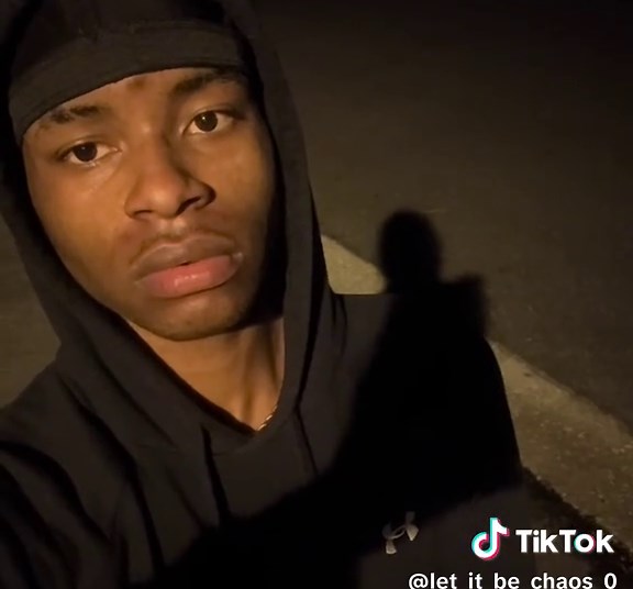 official_d1crashout (@official_d1crashout)’s video of crash out