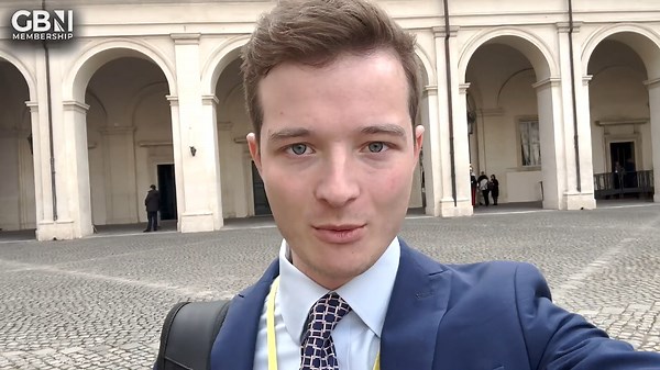 Royal video diary: Cameron Walker practices his Italian as he gives sneak peak from inside Rome's Presidential Palace