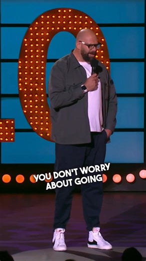 SHOUT OUT TO THE BRAVE MEN WEARING A LIGHT TROUSER WITH NO FEAR OF MICKEY DRIPS! TICKETS FOR MY TOUR SPUDGUN AVAILABLE NOW… TICKET LINK: https://bigtomdavis.com | Tom Davis