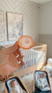 Do you have pacifier babies!? I am often asked what the best pacifier for breastfeeding babies are and this one from @garkokousa is perfect! The design mimics breastfeeding with the arc shape allowing babies tongue to be in a nursing position all while the curves shape avoids irritation on the skin! Plus it’s BPA free, has large breathing holes, and easy to clean! Head to @garkokousa today to try them out! #boymom #momoffive #twinmama #monoditwins #twinpregnancy #momlife #breastfeeding #tandemnu