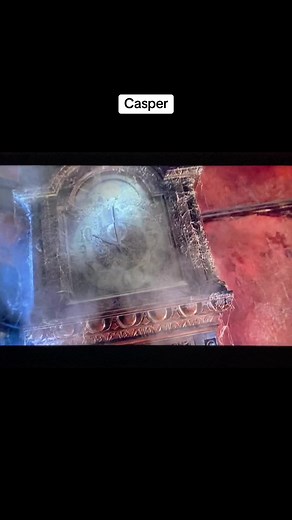 Casper 1995 Movie Kiss Scene: A Spooky First Kiss