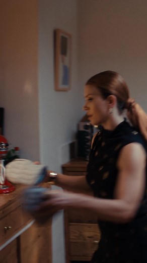 257K views | The holiday season starts at Macy’s. Discover your best look, find the perfect gift, and get your hosting essentials all in one place. | Macy's | Facebook