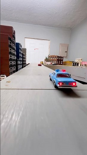 🚔Police chase in 1/64 scale#hobby#diecast cars