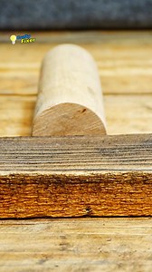 The Center Marker. A trick for finding the center of round stock #diy #tricks #lifehacks #skills #tips | Crafty Fixer